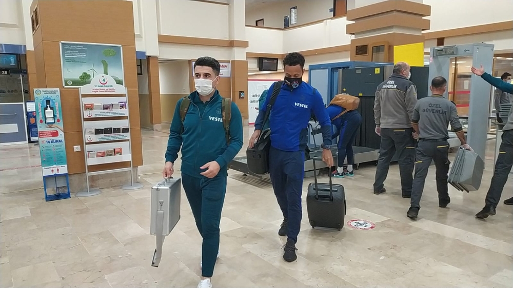Trabzonspor, Antalya’ya gitti
