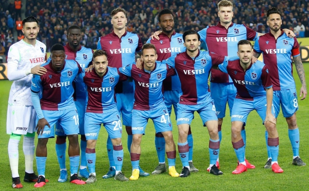 Trabzonspor, Fenerbahçe karşısında evinde 19 yıl sonra bir ilki başardı