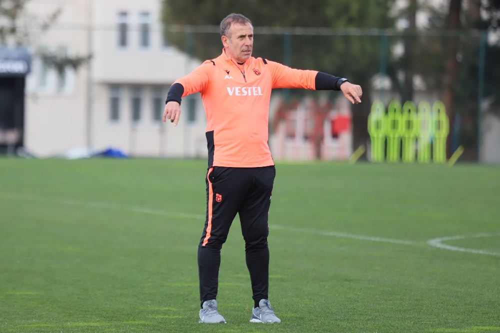 Trabzonspor, Gaziantep FK maçı hazırlıklarına ara vermeden başladı
