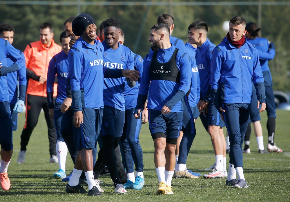 Trabzonspor, Süper Kupa hazırlıklarını tamamlayarak İstanbul’a gitti