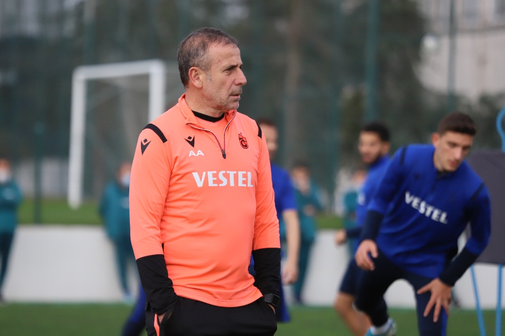 Trabzonspor Süper Lig’deki en etkili hoca değişikliğine imza attı