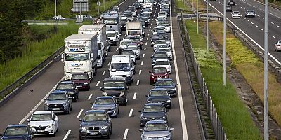 Trafiğe kayıtlı araç sayısı 34 milyonu geçti