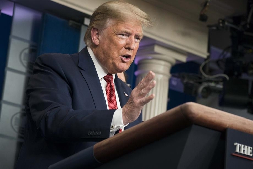 Trump: “Virüse tüm yönlerden saldırıyoruz”