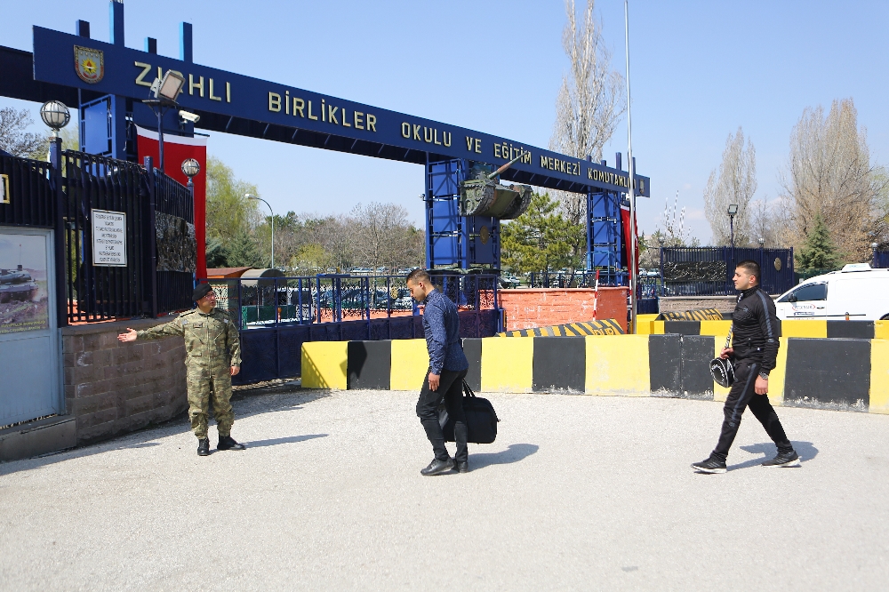 TSK’dan askere alınan acemi erlere üst düzey korona virüs koruması