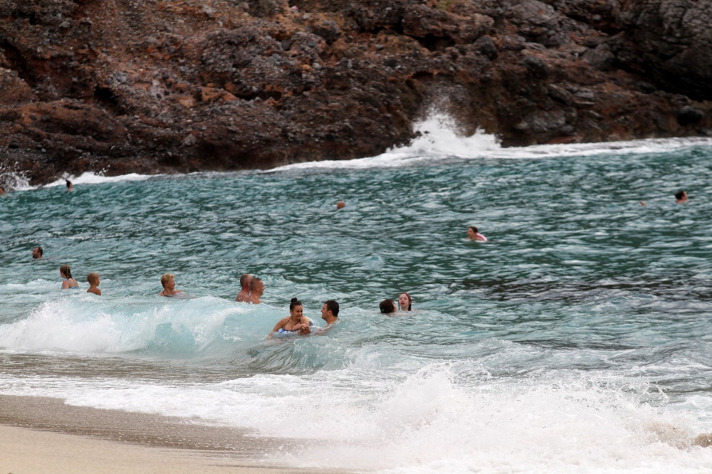 Turizm geliri üçüncü çeyrekte yıllık bazda yüzde 71,2 azaldı