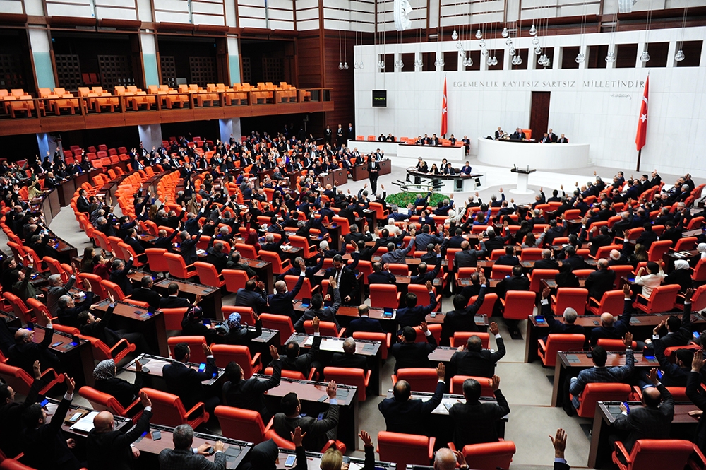 Türk askeri 18 ay daha Libya’da bulunacak