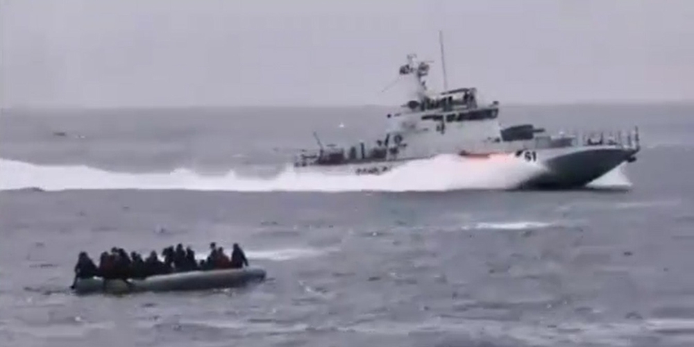 Türk botu Yunan botunu böyle kovaladı