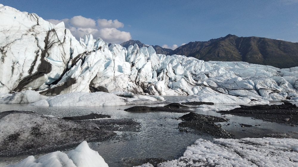Türk çift Alaska’da küresel ısınmanın etkilerini görüntüledi
