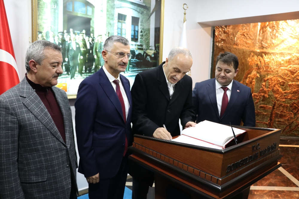 Türk-İş Başkanı Atalaydan Kaçak Maden Ocakları Açıklaması