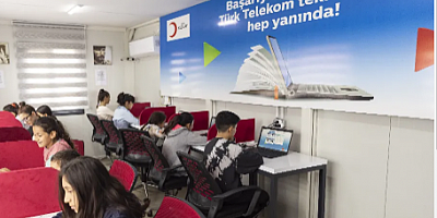 Türk Telekom ve Kızılay'dan deprem bölgesinde sınava girecek öğrencilere destek