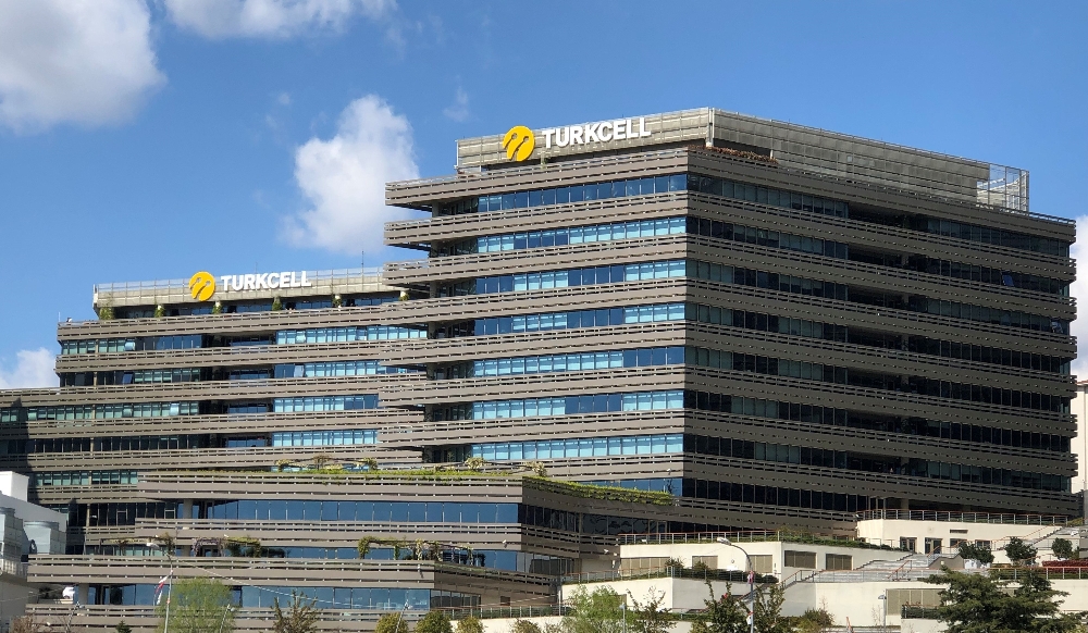 Turkcell Genel Kurulu’nda 15 yıllık ortaklık düğümü çözüldü