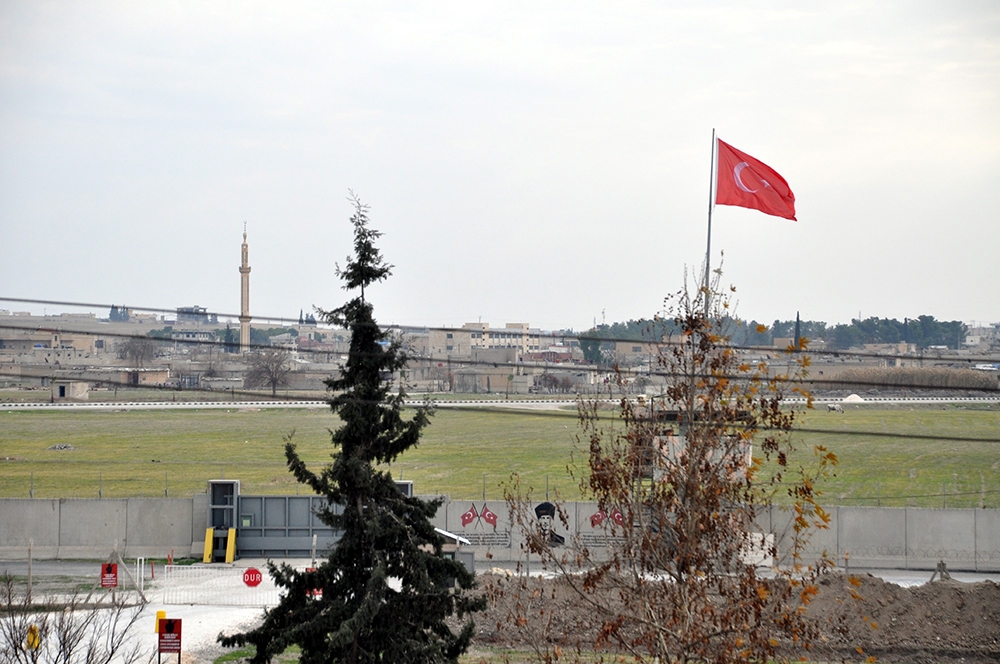 Türkiye-Suriye sınırının her iki yakasında yılbaşında pandemi sessizliği
