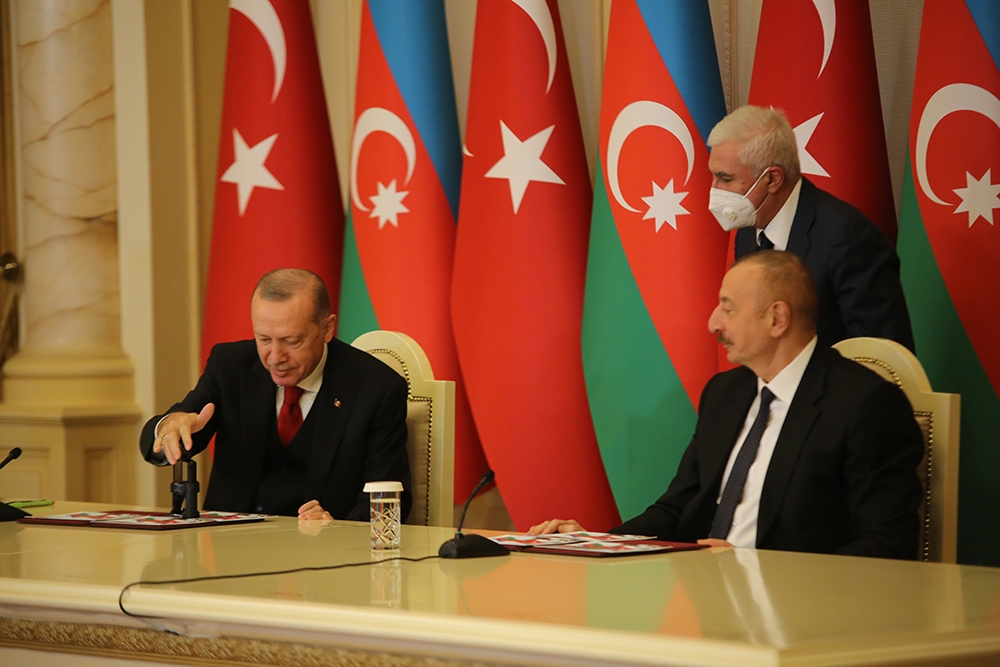 “Türkiye ve Cumhurbaşkanı savaşın ilk saatlerinden itibaren Azerbaycan’a destek verdi”