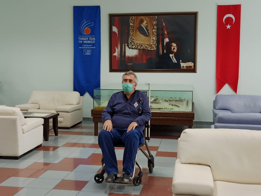 Türkiye’de plazma tedavisinin ilk uygulandığı korona hastası taburcu oldu