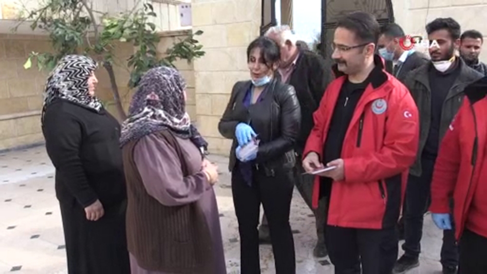 Türkiye’den Suriye’nin kuzeyinde korona virüse karşı bilgilendirme çalışması