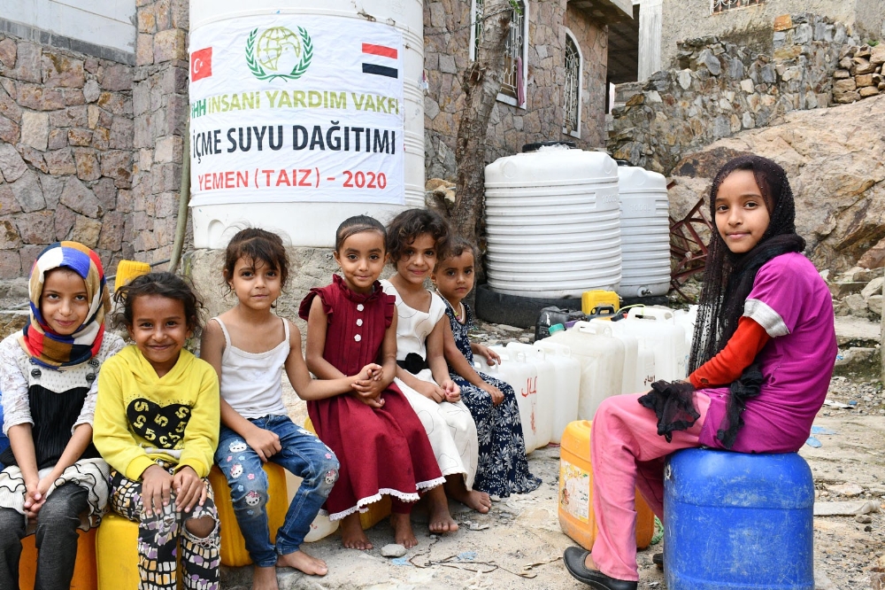 Türkiye’den Yemen’e 250 bin kişilik yardım