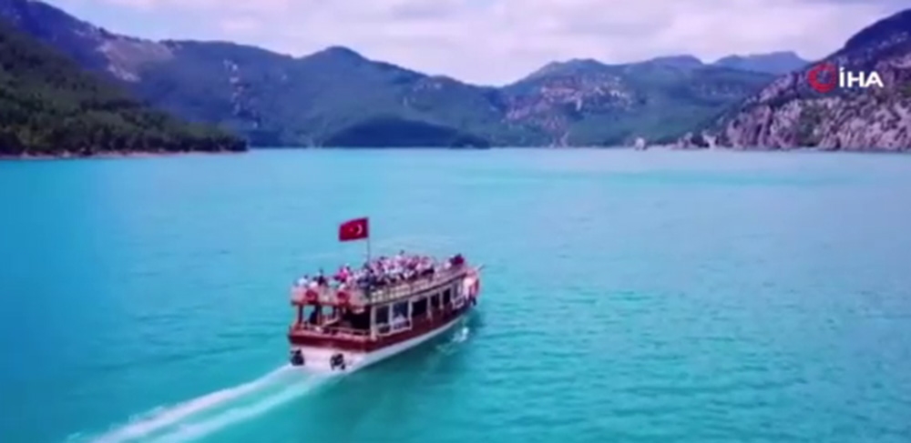 Türkiye’ye gelen yabancı ziyaretçi sayısı azaldı