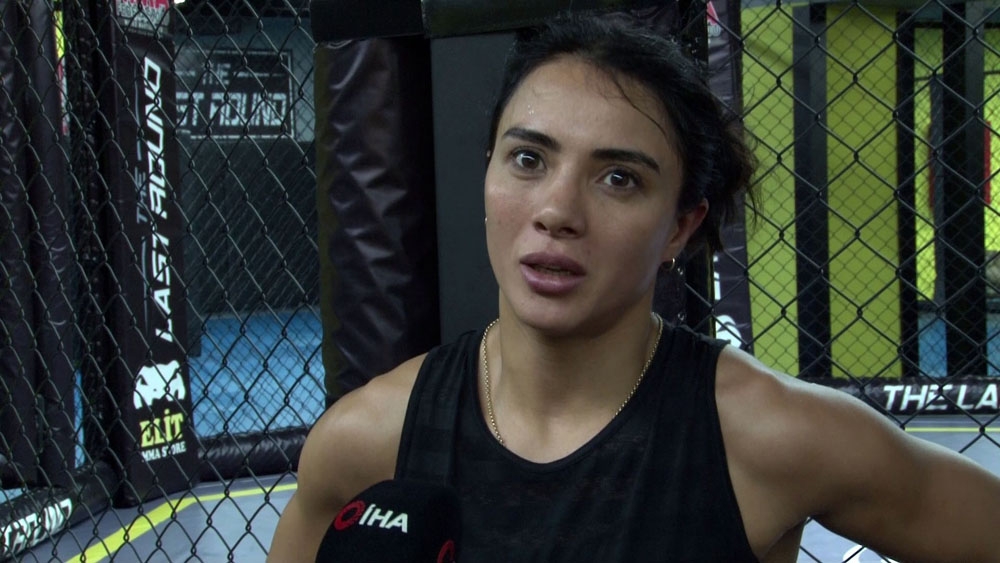 Türkiyeyi İlk Kez Kafes Dövüşünde Temsil Edecek