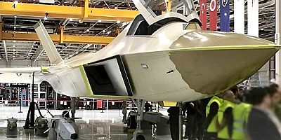 Montajı tamamlandı: Milli Muharip Uçak ayağa kalktı