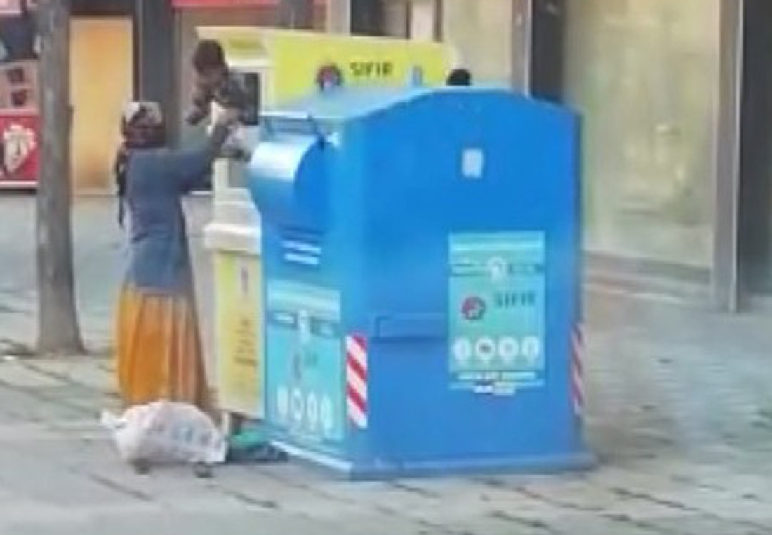 Tuzla’da giysi kumbarasındaki akıl almaz görüntü kamerada