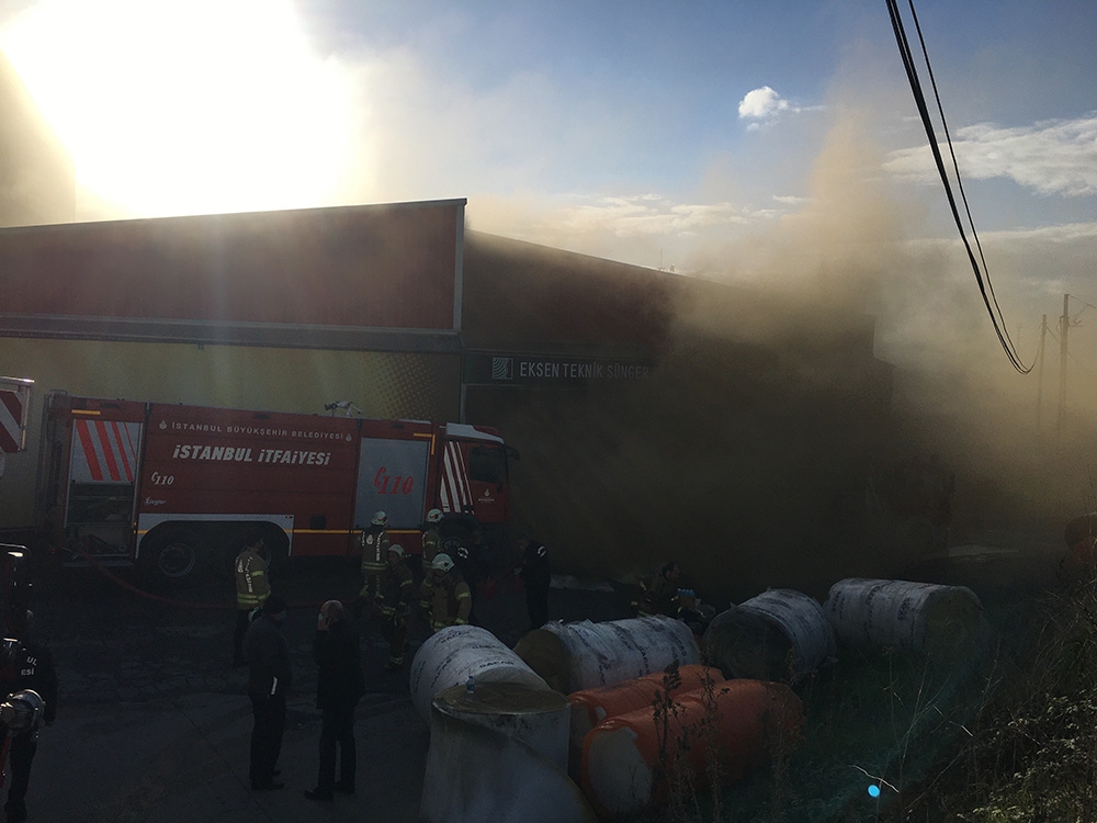 Tuzlada Korkutan Fabrika Yangını