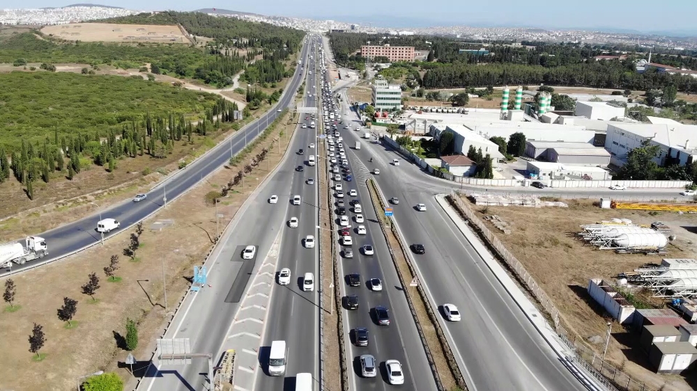 Tuzla’da Kurban Bayramı arefesinde trafik yoğunluğu