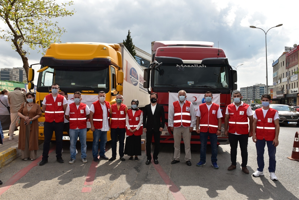 Tuzla’dan iki tır dolusu yardım malzemesi Giresun için yola çıktı