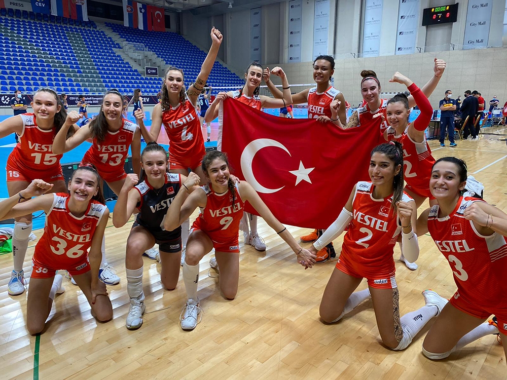 U17 Milli Takımı, Avrupa Şampiyonası’nda namağlup finalde