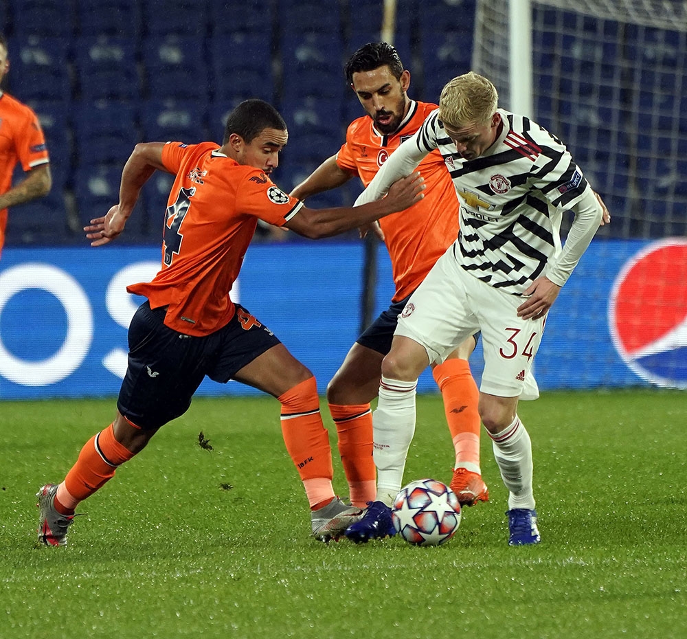 UEFA Şampiyonlar Ligi: Başakşehir: 1 - Manchester United: 0 (Maç devam ediyor)