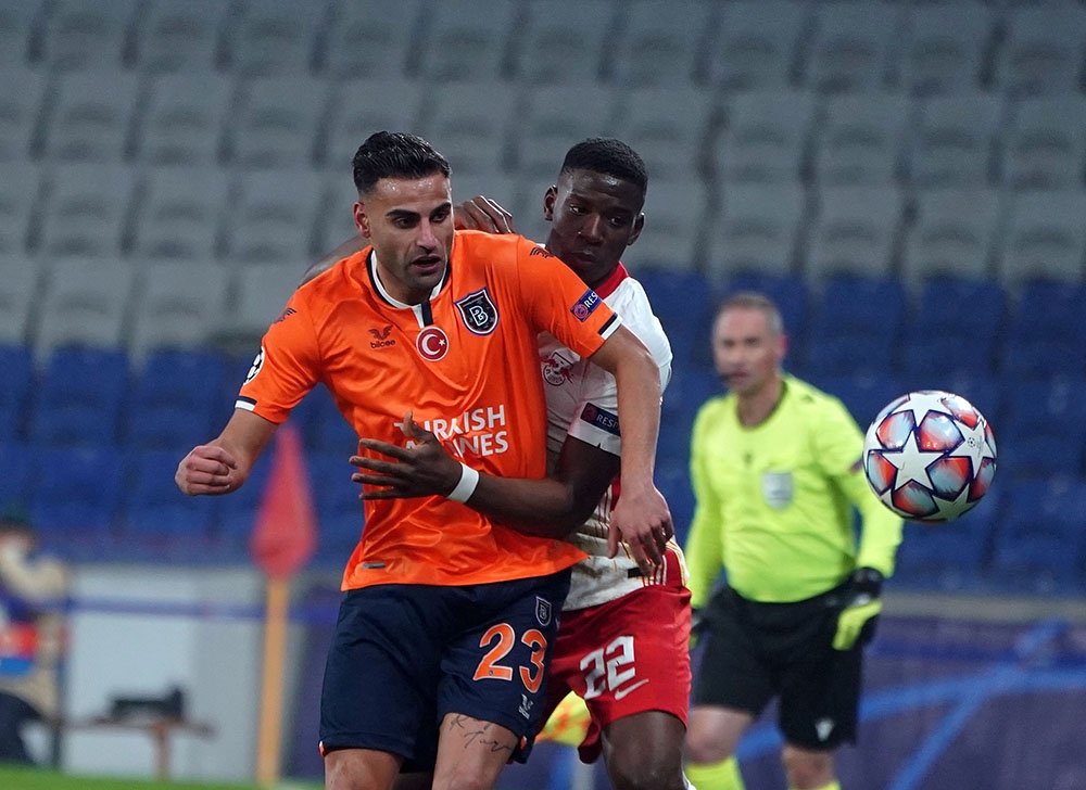 UEFA Şampiyonlar Ligi: Medipol Başakşehir: 0 - RB Leipzig: 0 (Maç devam ediyor)