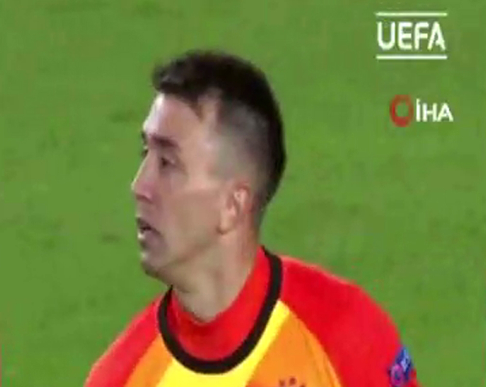 UEFA’dan Muslera’ya moral paylaşımı