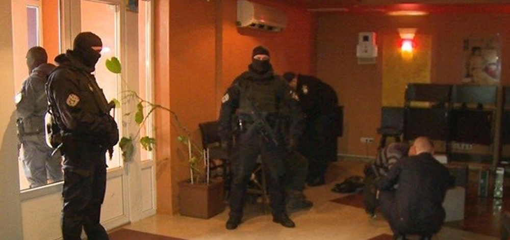 Ukrayna Polisinden 715 Ekiple Dev Kumar Operasyonu
