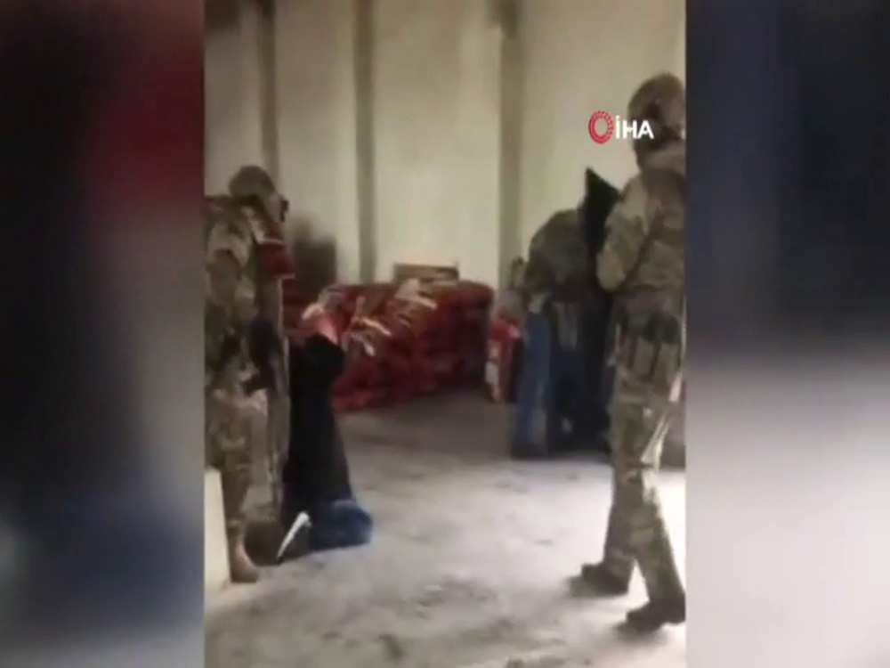 Ukrayna’da geniş çaplı uyuşturucu operasyonu: 4 Türk vatandaşı gözaltında