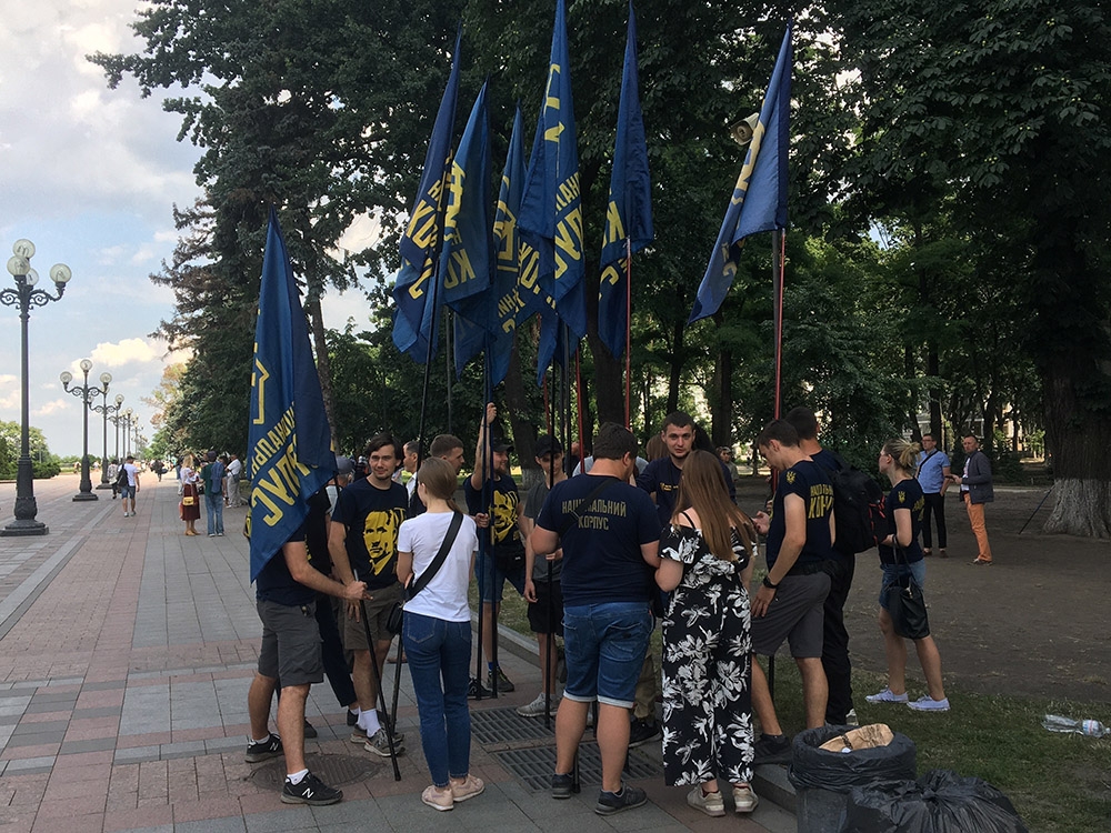 Ukrayna’da Rusça diline yönelik hazırlanan kanun teklifi protesto edildi
