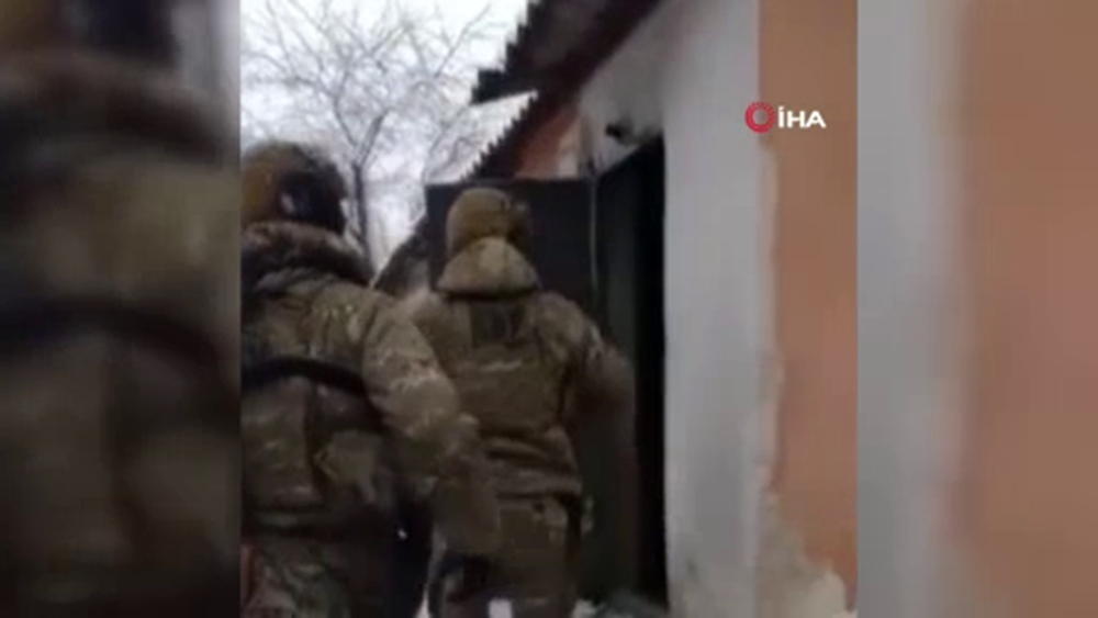 Ukrayna’da tıp eğitimi veren kolejde uyuşturucu üreten öğretmenlere suçüstü
