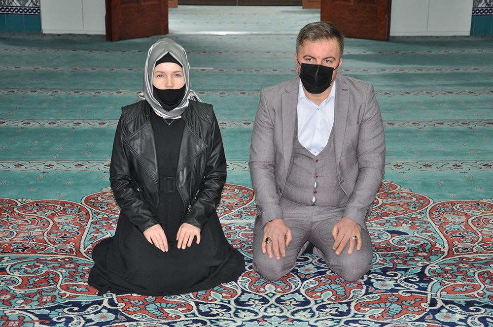 Ukraynalı gelin Müslüman oldu