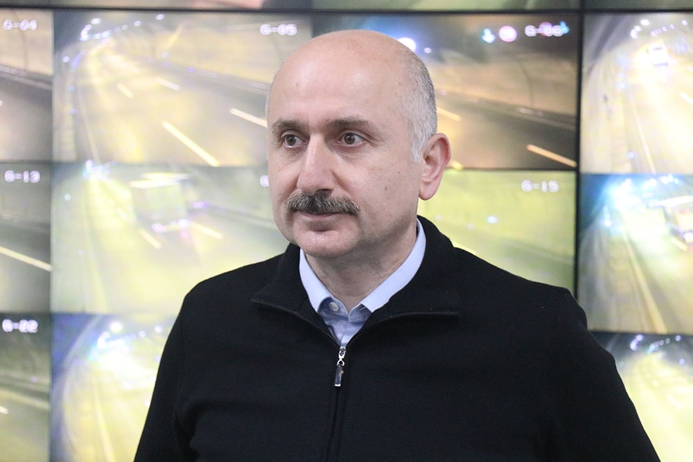 Ulaştırma Bakanı Karaismailoğlu: “68 bin kilometrelik yollarımız anlık olarak izleniyor”