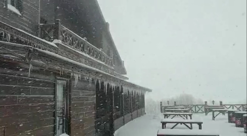 Uludağda Kar Yağışı Başladı