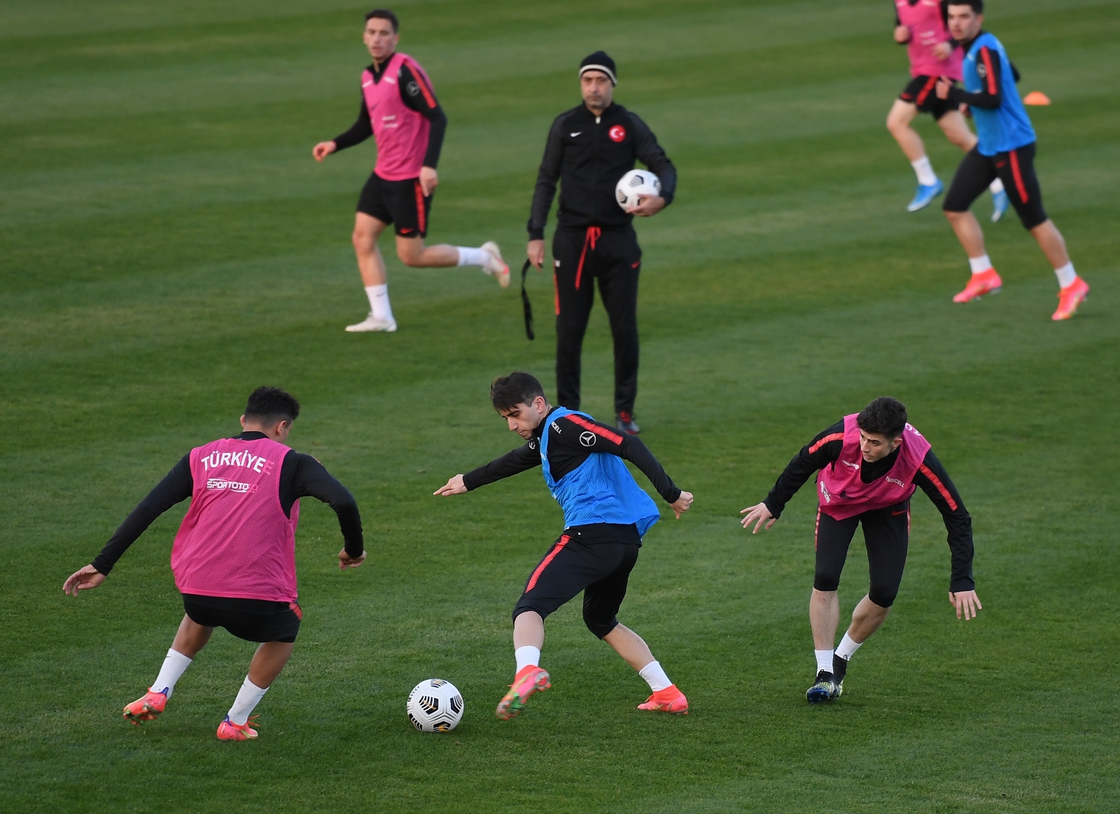 Ümit Milli Futbol Takım, Sırbistan maçının hazırlıklarına devam ediyor