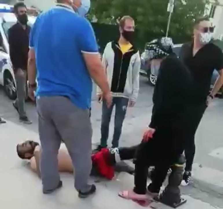 Ümraniye’de çocuk parkında silahlı bıçaklı kavga: 2 yaralı