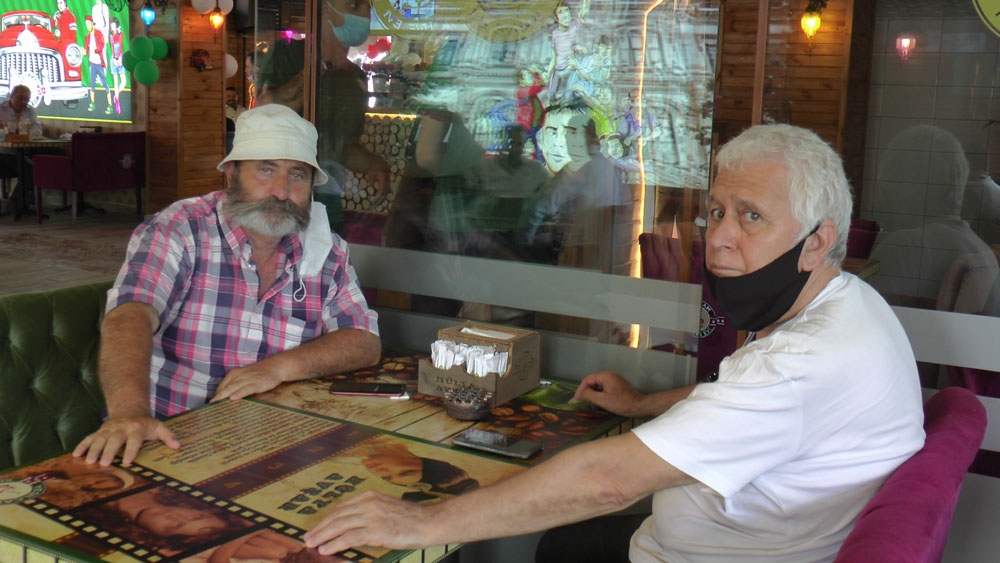 Ümraniye’de sosyal mesafeli Yeşilçam konseptli kafe açıldı