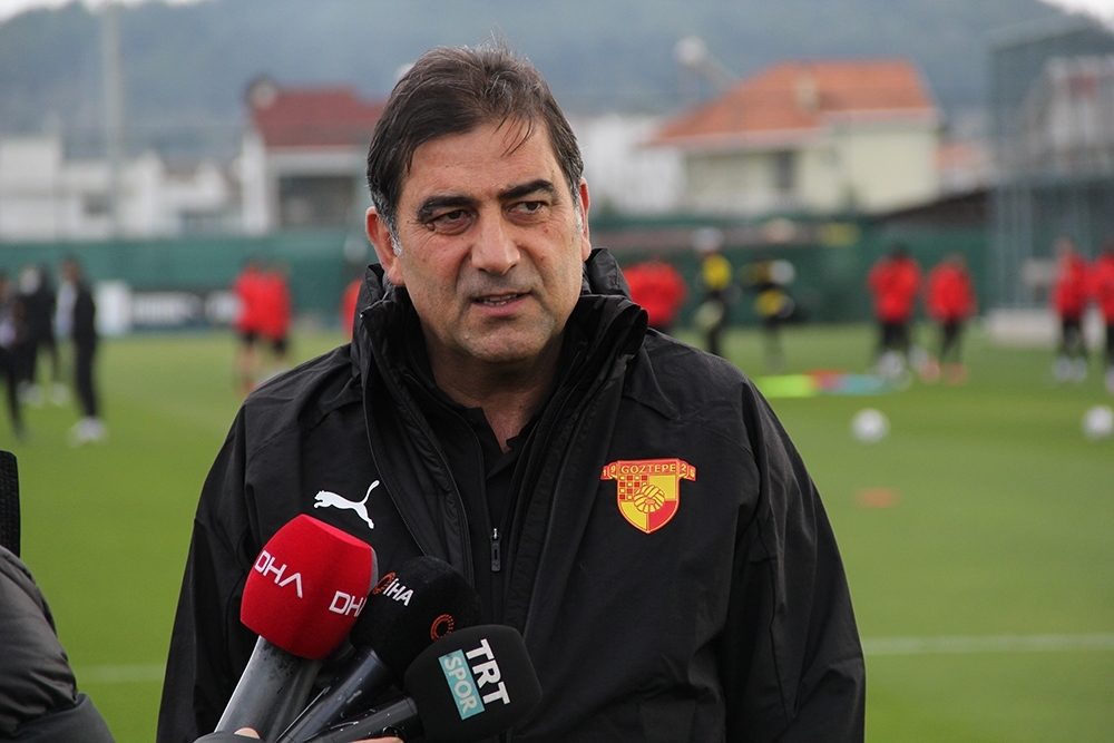 Ünal Karaman: “Oyuncularımı mücadeleleri nedeniyle kutluyorum”