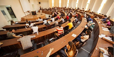 'Üniversite harçları geri geldi' dedikodusu! İletişim Başkanlığı iddiaları yalanladı