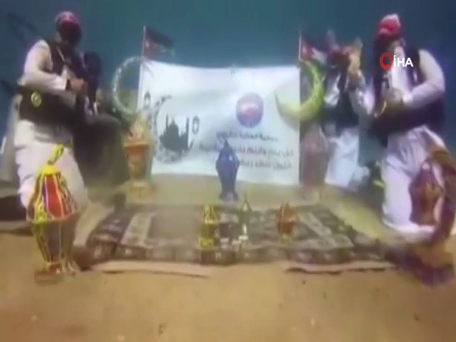 Ürdün’de su altından Ramazan mesajı