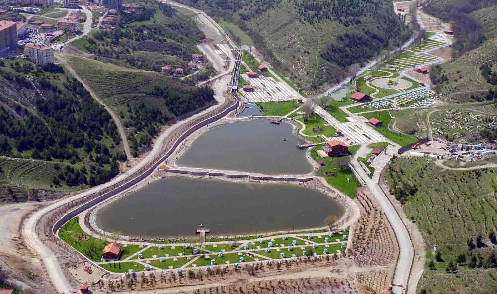 Üreğil Millet Bahçesi korona virüse karşı kapılarını kapattı