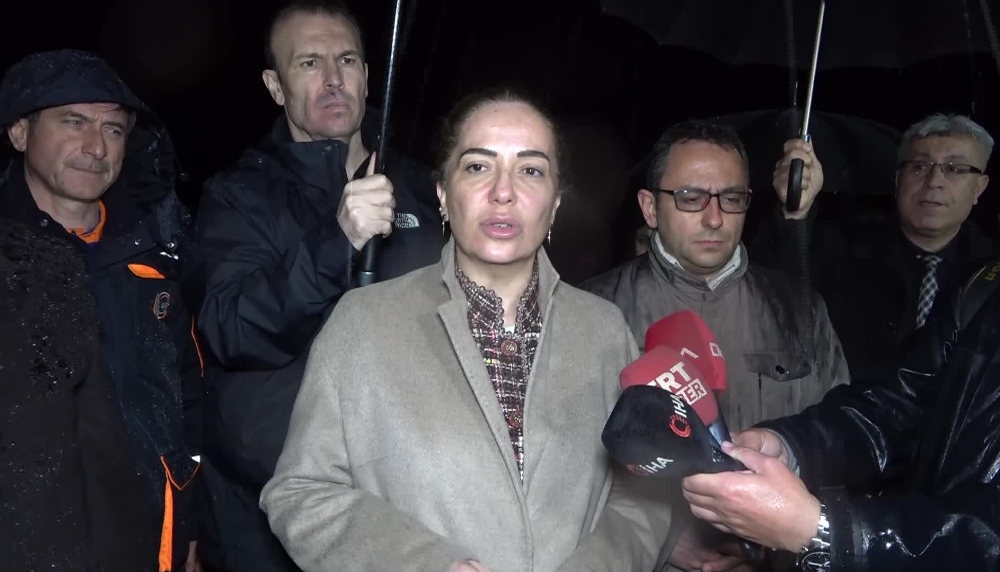 Uşak Valisi Kocabıyık: “Tüm tedbirleri aldık, hanelerde veya vatandaşlarda bir zarar söz konusu değil”