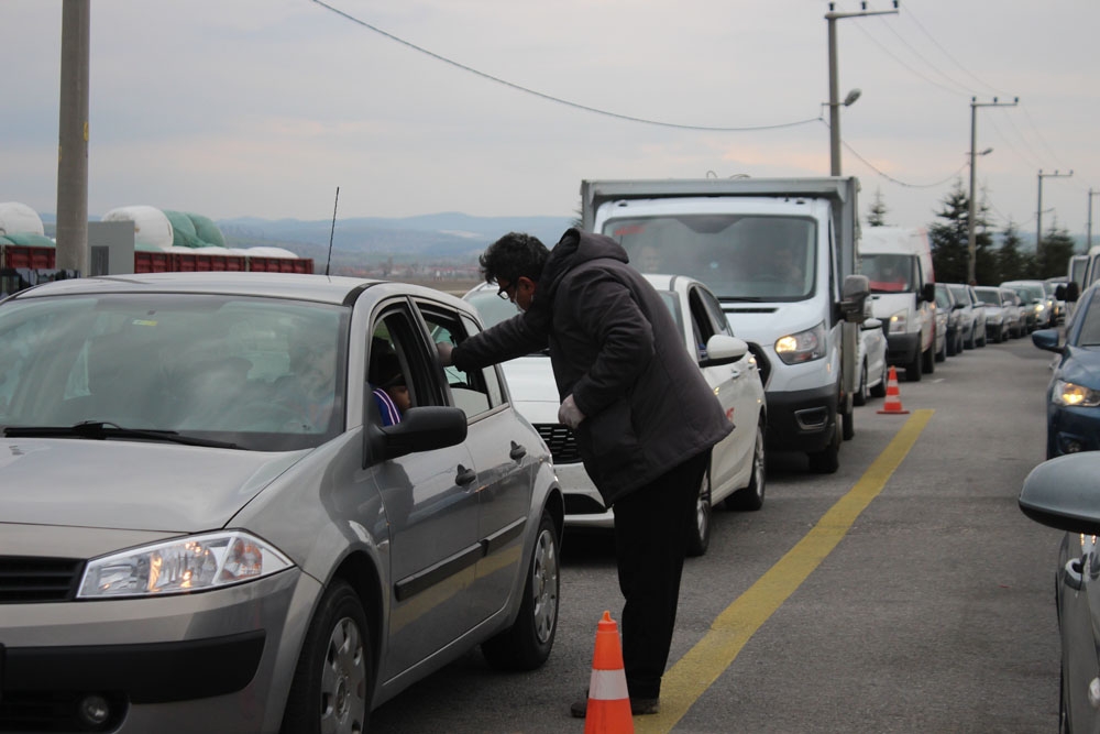 Uşak’ta karayollarında korona virüs denetimleri sıklaştırıldı