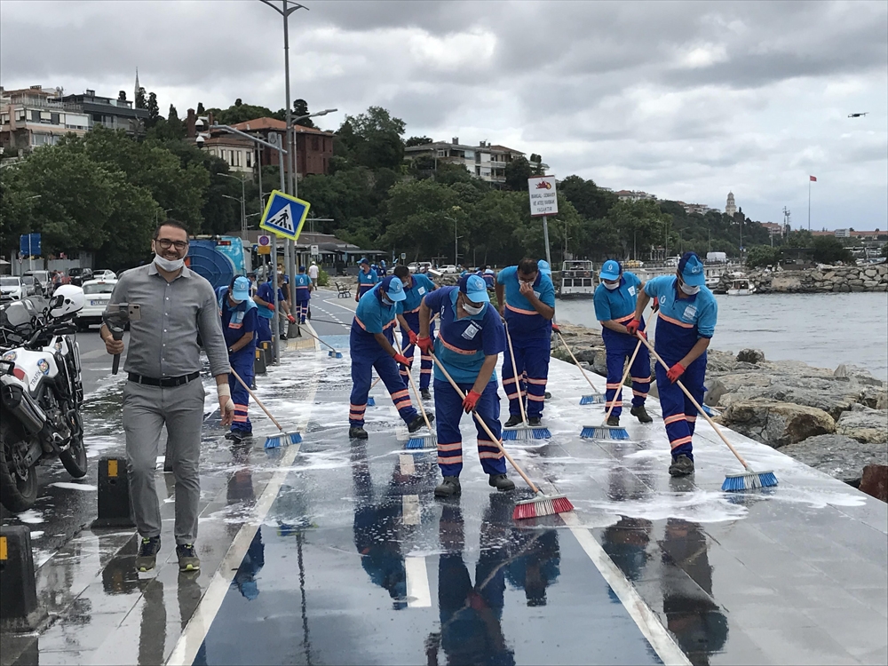 Üsküdar sahil hattında artık çekirdek yemek yasak