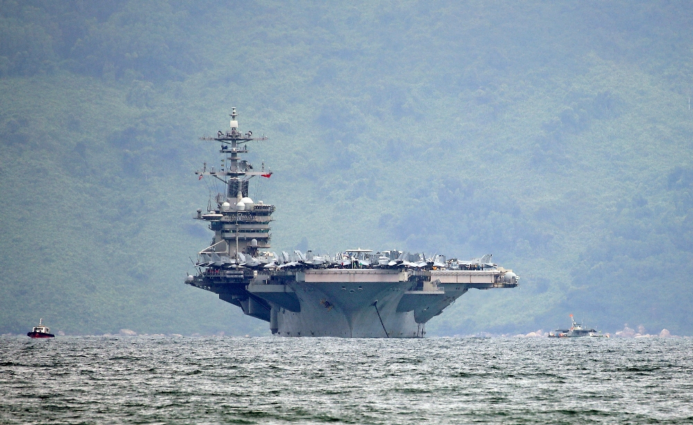 USS Theodere Roosevelt uçak gemisinde 1 denizci koronadan öldü