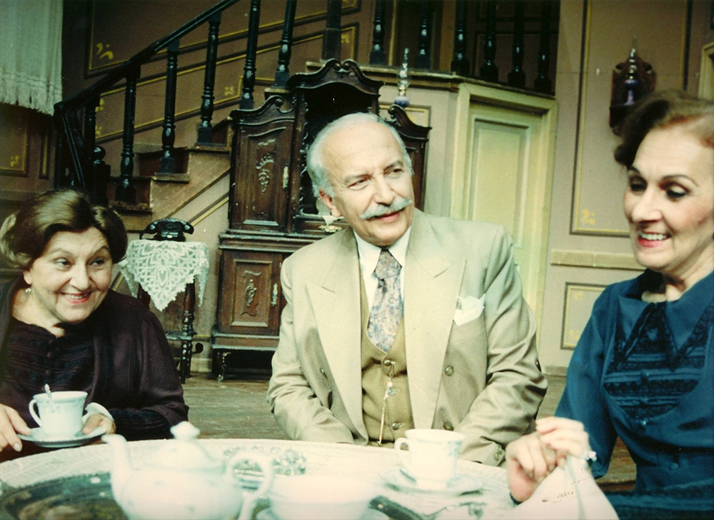 Usta oyuncu Devrim Parscan, 83 yaşında vefat etti